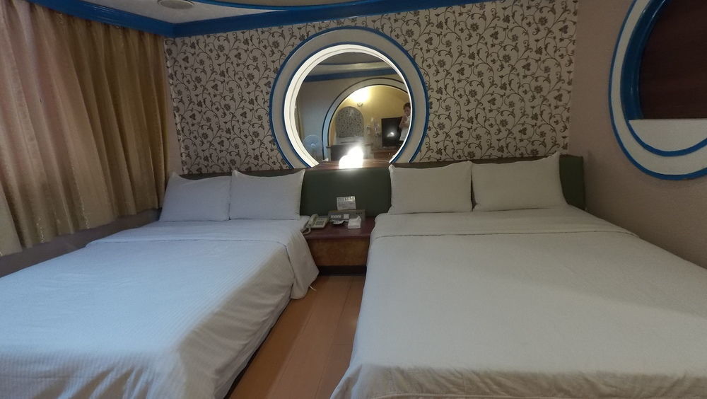 ז'ונגלי Shanghai Hotel מראה חיצוני תמונה