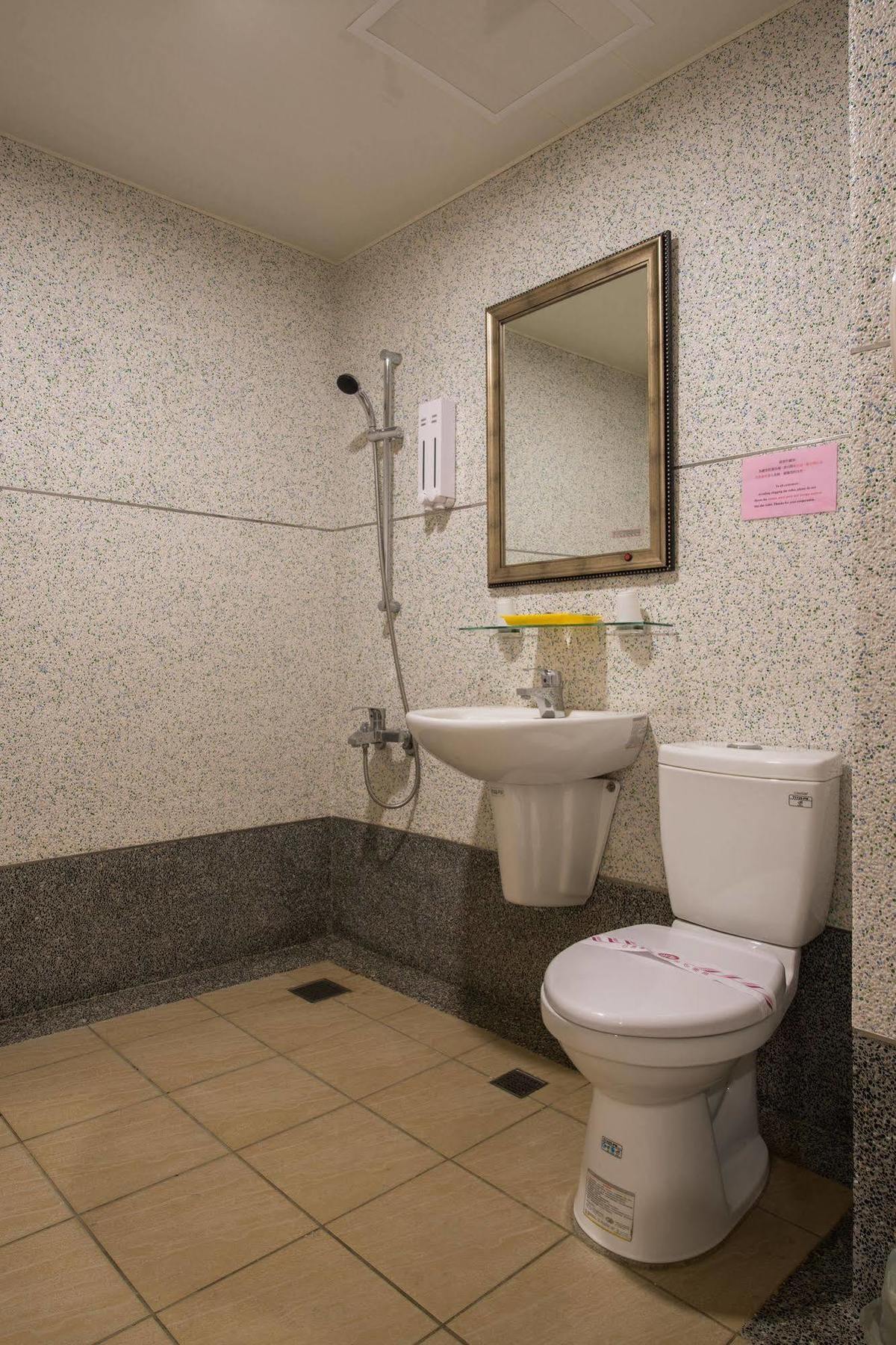 ז'ונגלי Shanghai Hotel מראה חיצוני תמונה